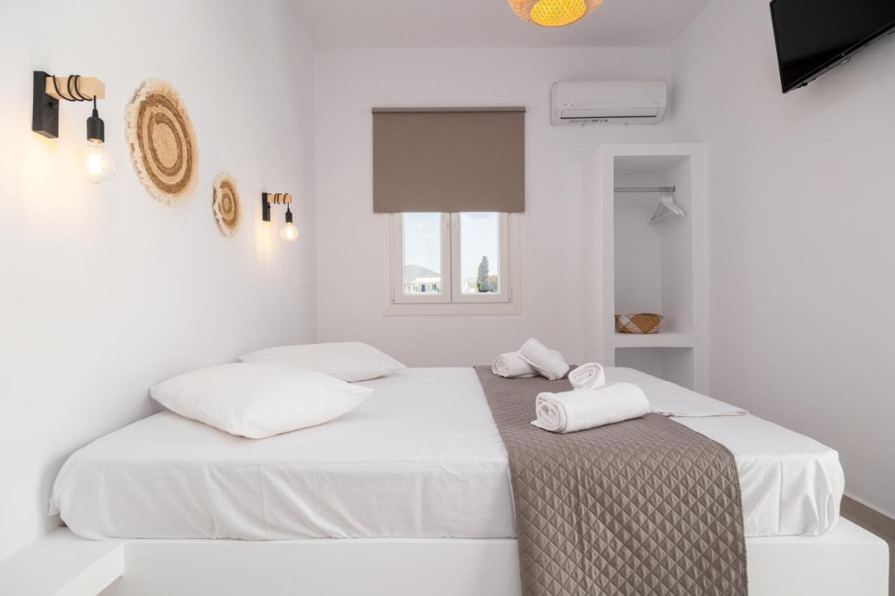 Aparthotel Althea Paros Naoussa Esterno foto